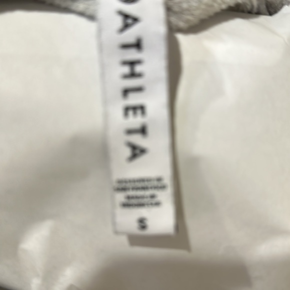 Athleta gray camo long sleeve sweatshirt - Picture 3 of 5